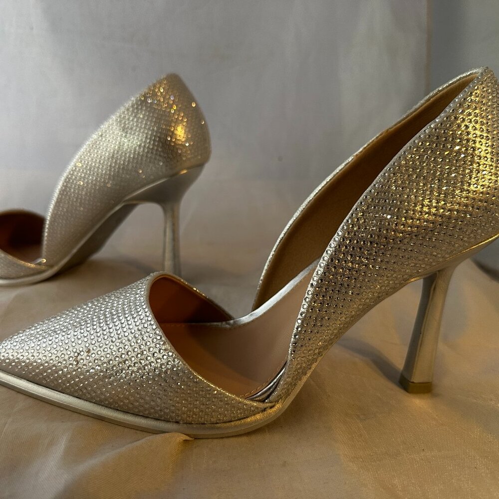 Mia  Ciana Rhinestone Pointed Toe d'Orsay Pump, Silver  Women Size 7.5       NEW
